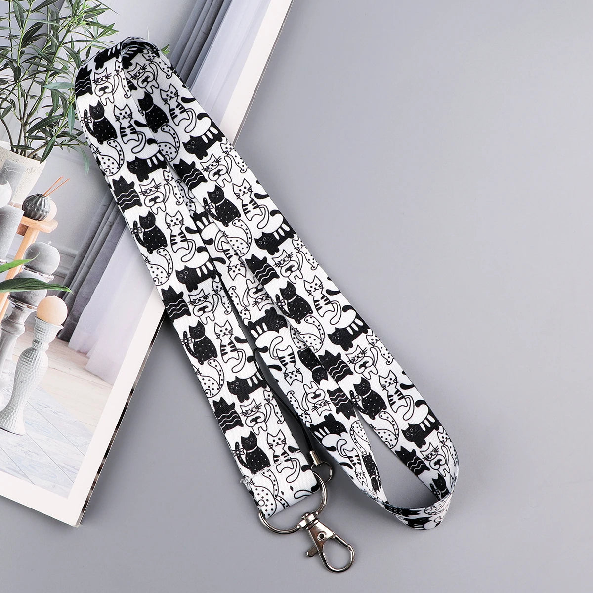 Cat&Dog Neck Strap Lanyard For Keys Keychain Badges Holder Little Animals ID Credit Hang Rope Cell Phone Charm Accessories Gifts